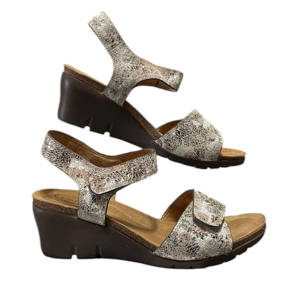 Comfortiva Abria Grey Flower Leather Wedge Sandals Pillowtop Memory Foam Sz 10W